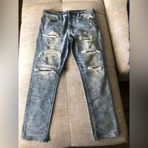 Aeo distressed jeans